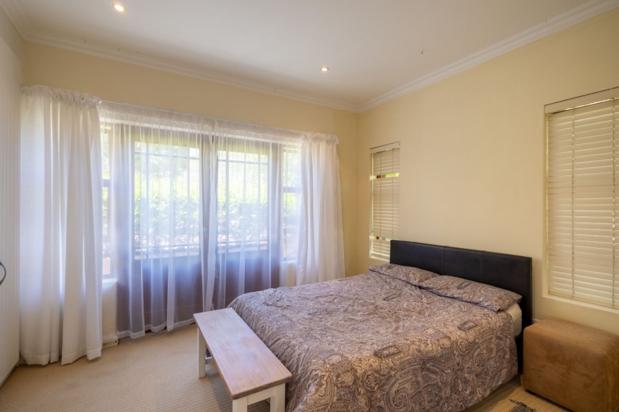 2 Bedroom Property for Sale in Whale Rock Gardens Western Cape